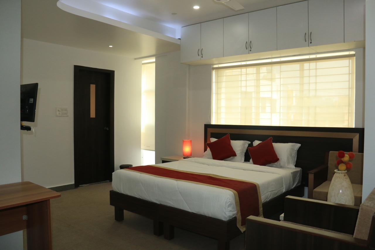 Flagship Malnad Residency Near Bengaluru Palace Buitenkant foto
