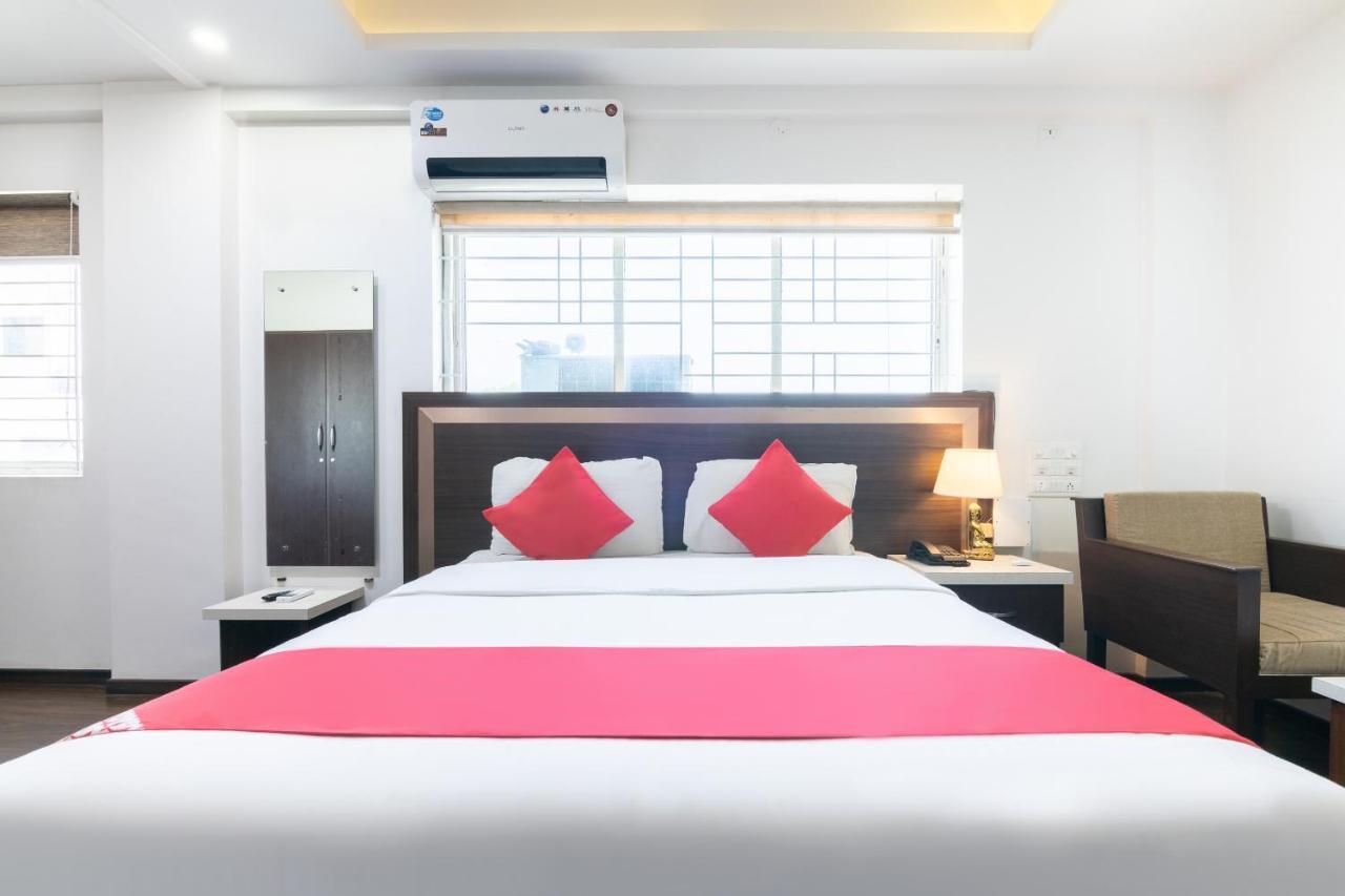 Flagship Malnad Residency Near Bengaluru Palace Buitenkant foto