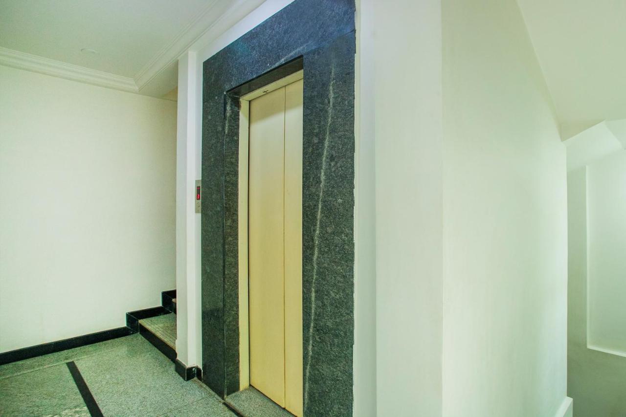 Flagship Malnad Residency Near Bengaluru Palace Buitenkant foto